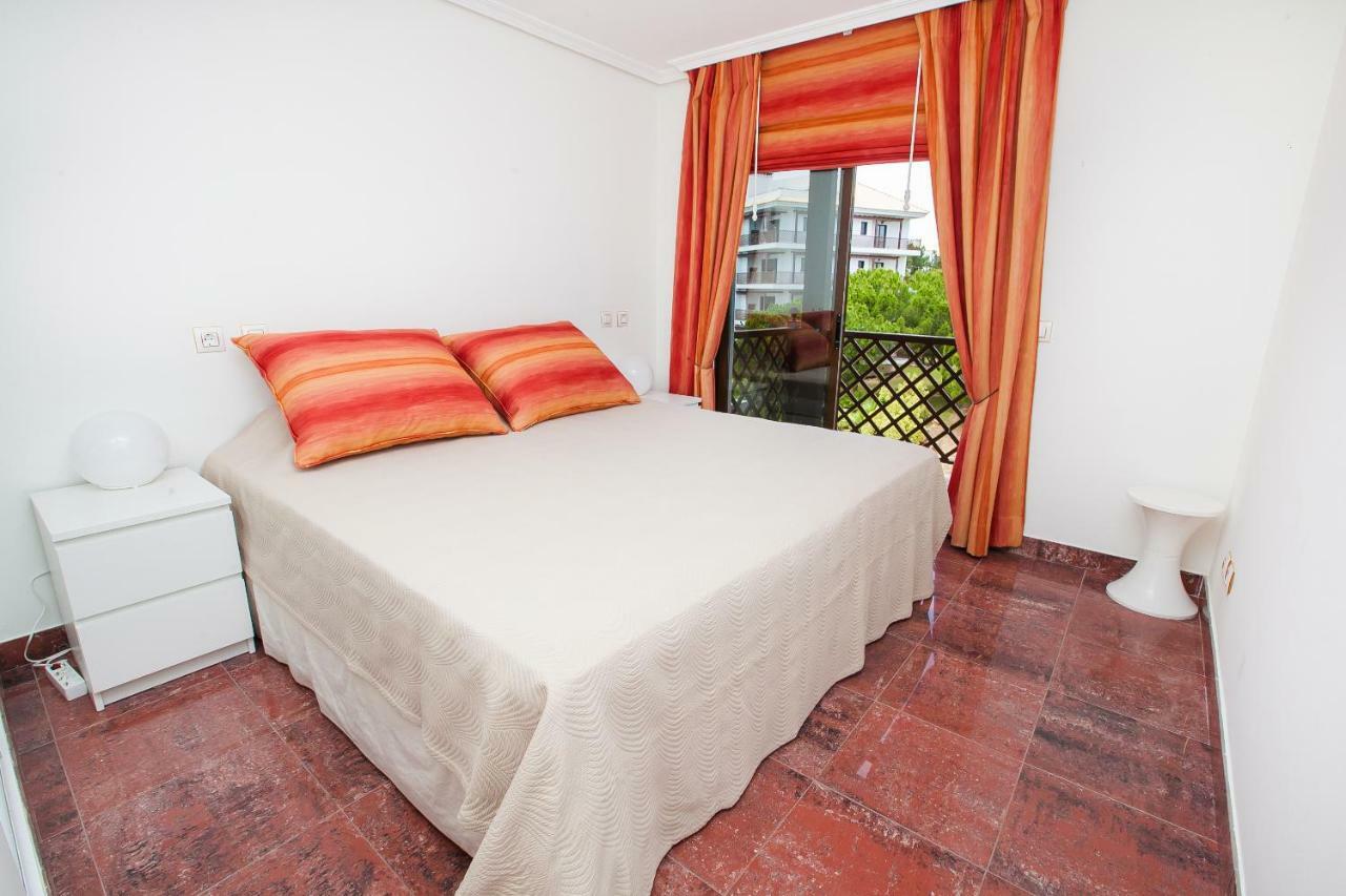 Excellent T2 Apartment With Pools 400M Falesia Beach Albufeira Bagian luar foto